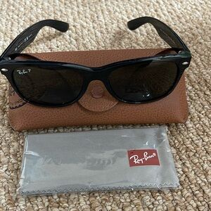 Polarized New Wayfarer Ray Bans sunglasses